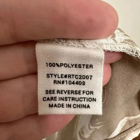 August Sky women’s NWOT’s cream and beige abstract swirl blouse. Size large - Picture 4 of 5